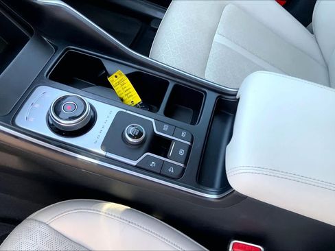 Used 2022 Kia Sorento S FWD image 16