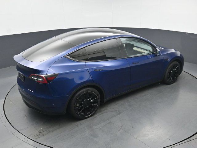 Used 2023 Tesla Model Y Long Range AWD/4WD image 39
