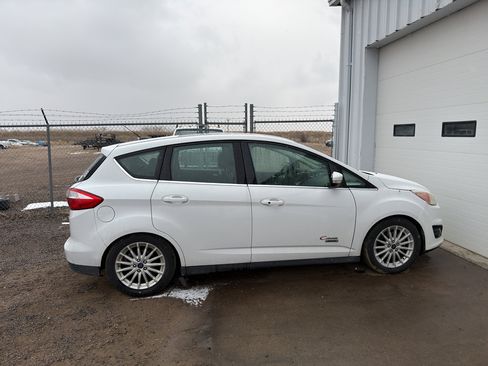 Used 2016 Ford C-MAX Energi SEL w/ Equipment Group 302A image 3