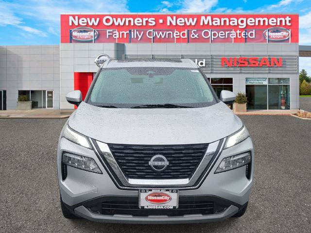 Certified 2023 Nissan Rogue SV w/ SV Premium B Package AWD/4WD image 2