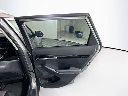 Used 2025 Kia Seltos S image 29