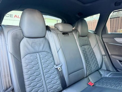 Used 2021 Audi RS 6 Avant Wagon 4D w/ Black Optic Package image 28