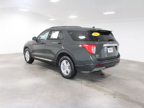 Used 2023 Ford Explorer XLT w/ Equipment Group 202A image 7