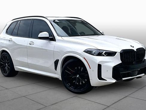 Used 2026 BMW X5 sDrive40i w/ M Sport Package RWD image 2
