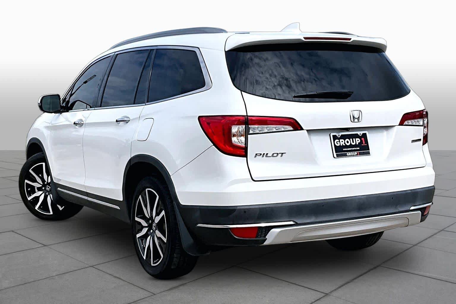 Used 2022 Honda Pilot Touring image 12