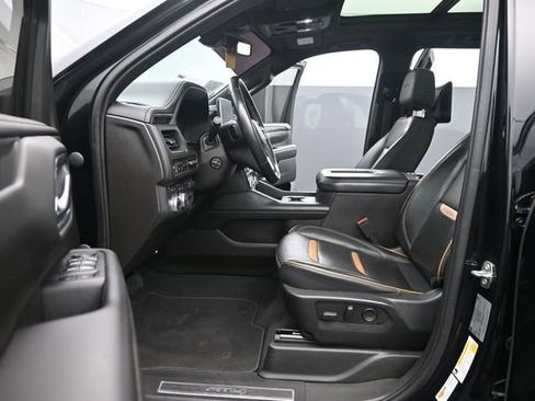 Used 2021 GMC Yukon AT4 w/ AT4 Premium Plus Package AWD/4WD image 10