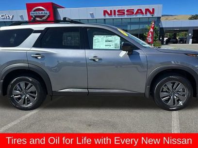 New 2026 Nissan Pathfinder SV