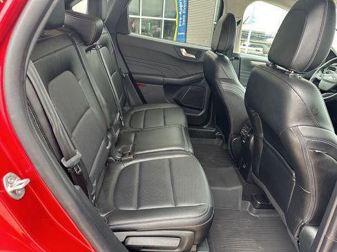 Used 2022 Ford Escape SEL image 30