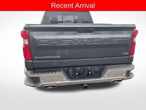 Used 2022 Chevrolet Silverado 1500 LTZ image 5