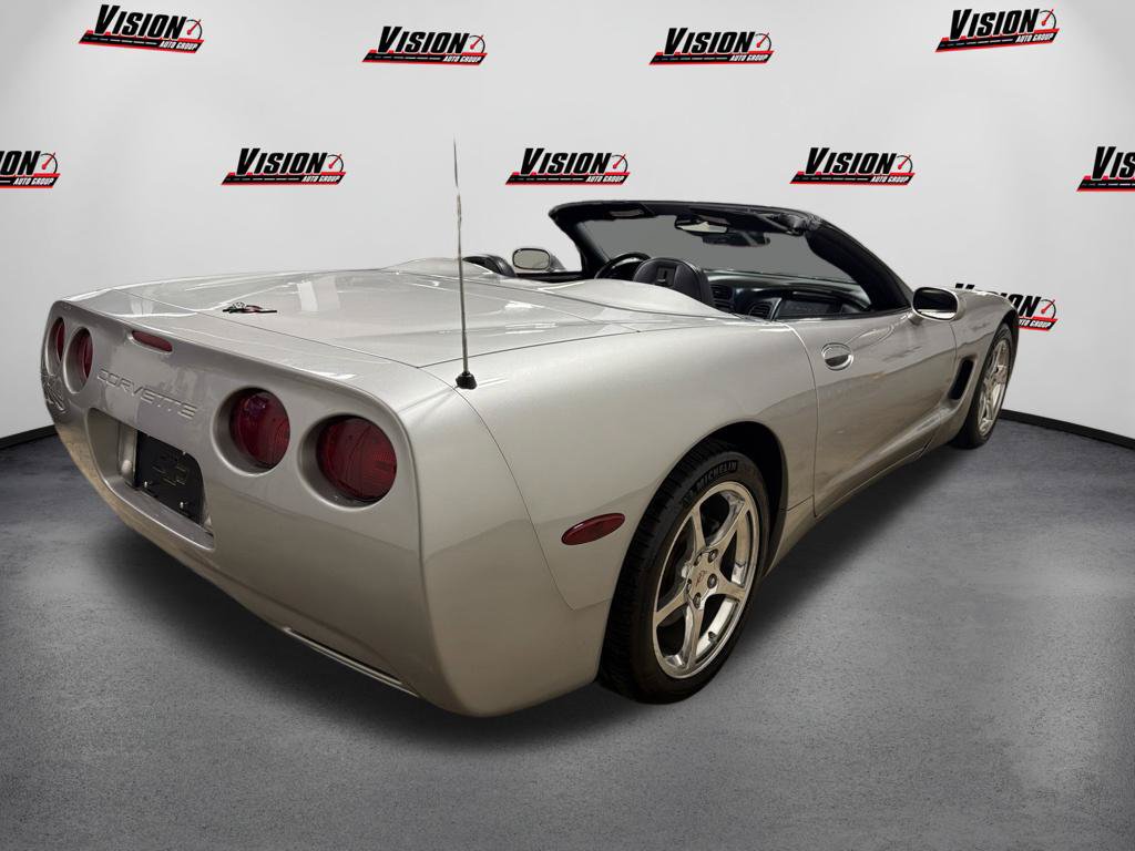 Used 2004 Chevrolet Corvette Convertible w/ Preferred Equipment Group RWD image 5