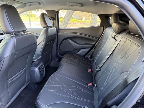 Used 2022 Ford Mustang Mach-E Select image 26