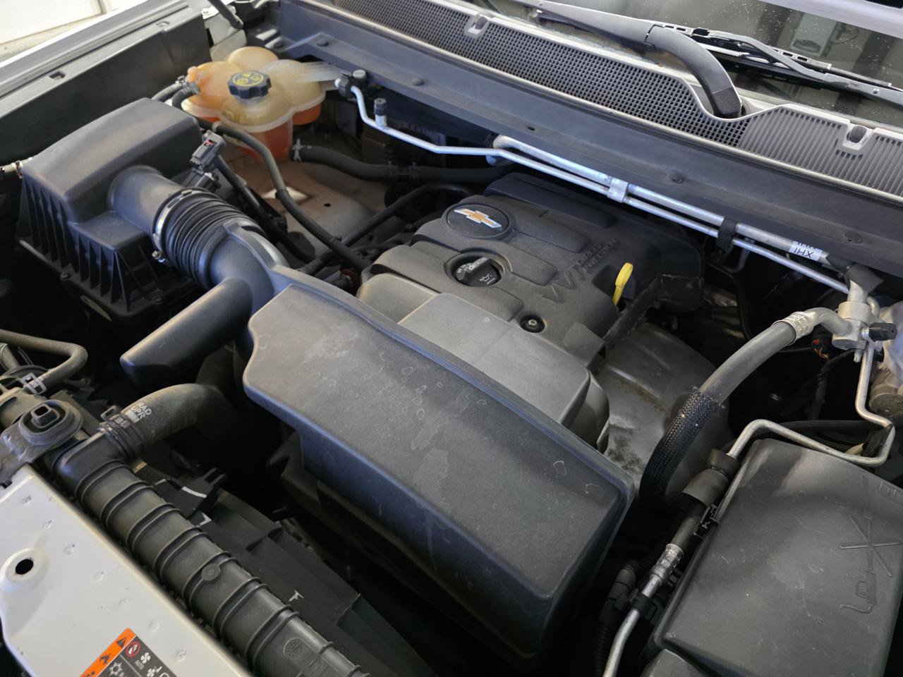 Used 2022 Chevrolet Colorado LT w/ Fleet Safety Package RWD image 32