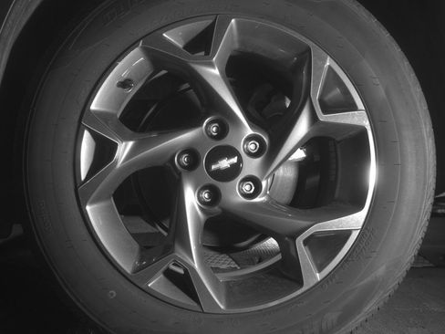 Used 2025 Chevrolet Trax LT w/ LT Convenience Package FWD image 14