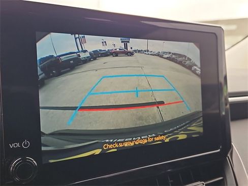 Used 2023 Toyota Corolla LE image 2