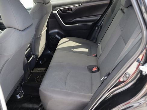 Used 2019 Toyota RAV4 LE image 34