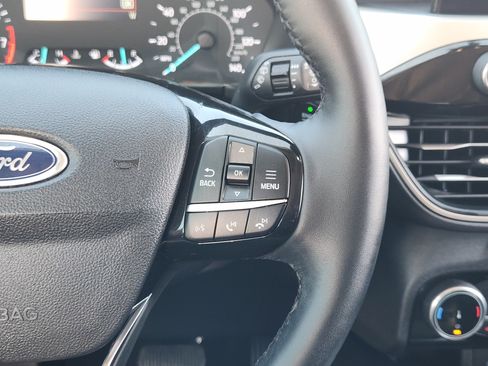 Used 2022 Ford Escape SEL AWD/4WD image 30