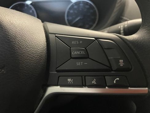 Certified 2024 Nissan Sentra SV FWD image 14