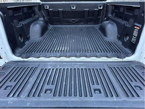 Used 2018 Chevrolet Colorado Z71 image 12