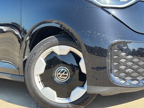 New 2025 Volkswagen ID. Buzz Pro S RWD image 3