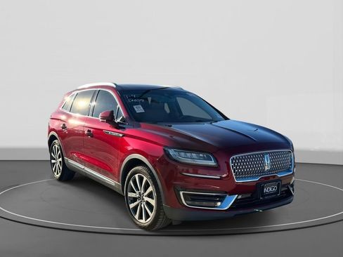 Used 2019 Lincoln Nautilus Select image 3