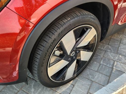 Used 2023 Volvo C40 P8 Recharge Ultimate w/ Protection Package Premier AWD/4WD image 7