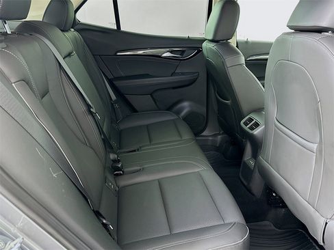 Used 2022 Buick Envision Essence w/ Safety Package image 7