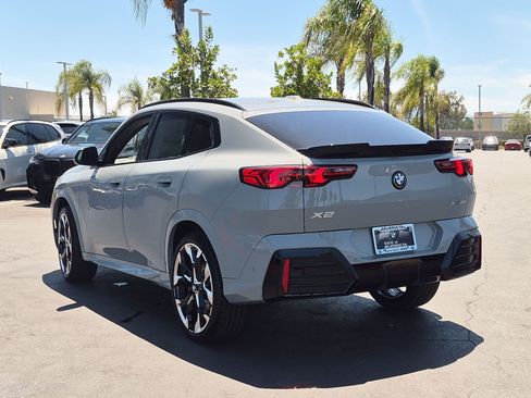New 2026 BMW X2 xDrive28i w/ Technology Package AWD/4WD image 8