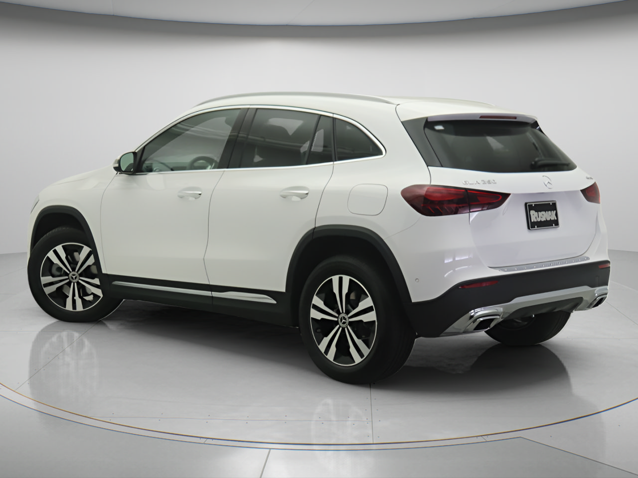 New 2026 Mercedes-Benz GLA 250 4MATIC image 2
