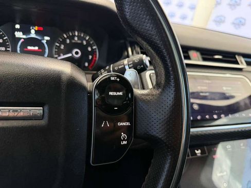 Used 2020 Land Rover Range Rover Velar R-Dynamic S image 34