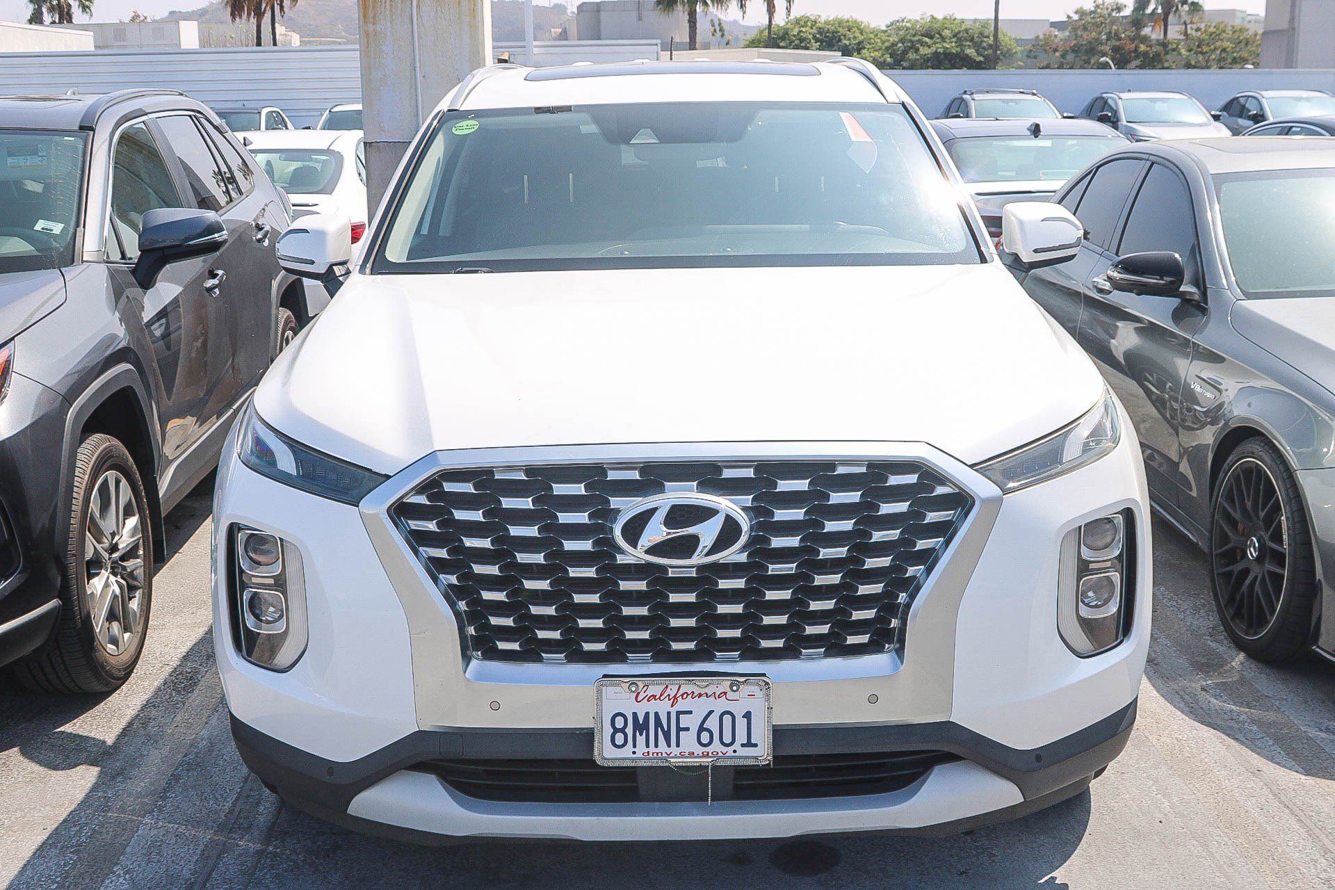 Used 2020 Hyundai Palisade SEL FWD image 3