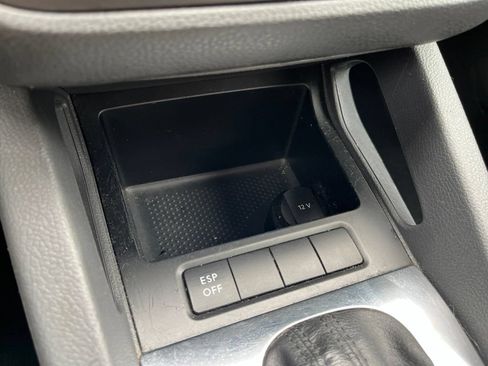 Used 2009 Volkswagen Jetta SE FWD image 19