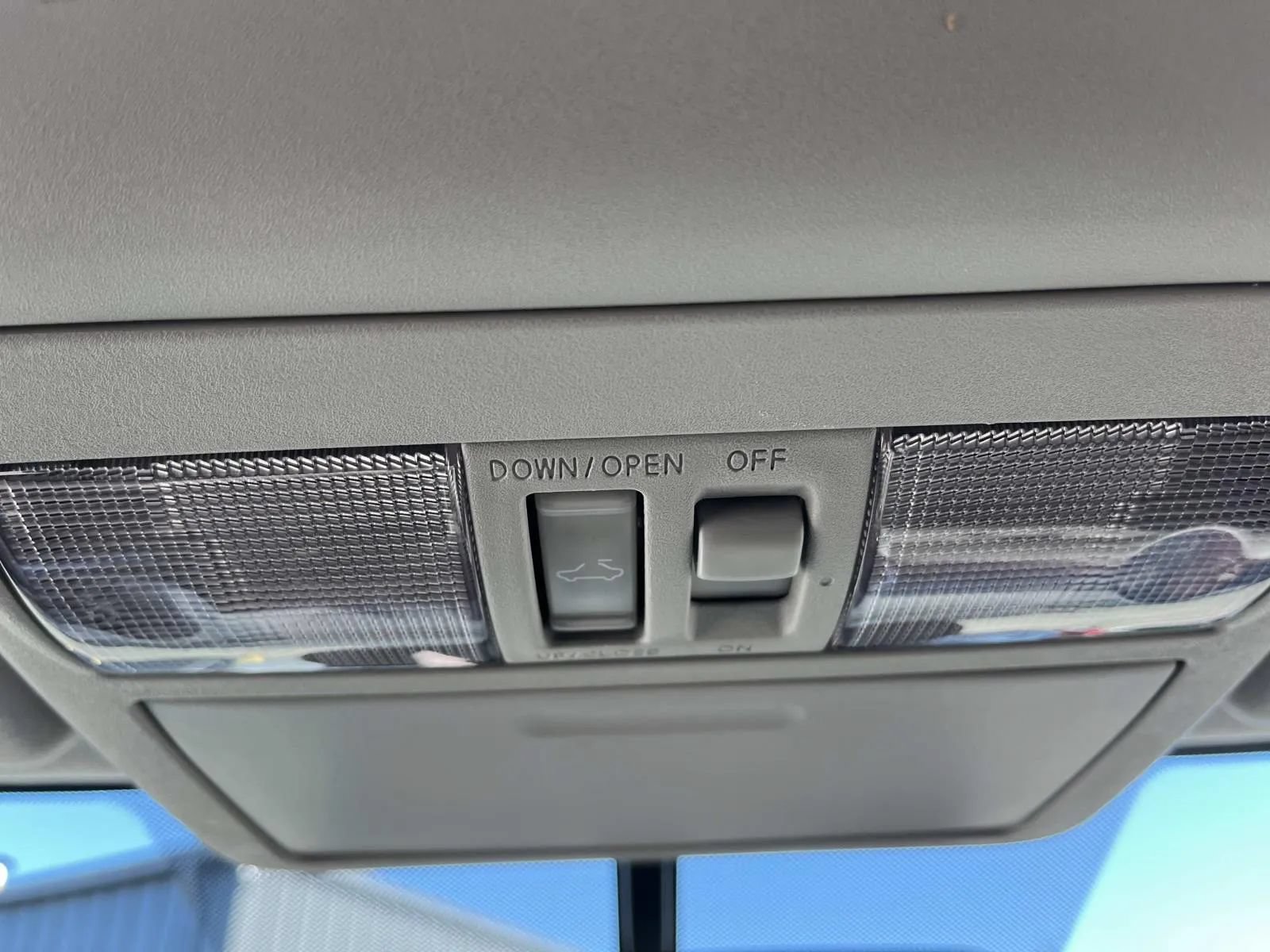 Used 2019 Nissan Frontier SV w/ Value Truck Package RWD image 16