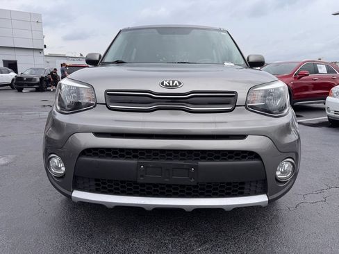 Used 2018 Kia Soul + FWD image 8