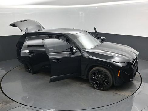 Used 2025 BMW XM AWD/4WD image 19