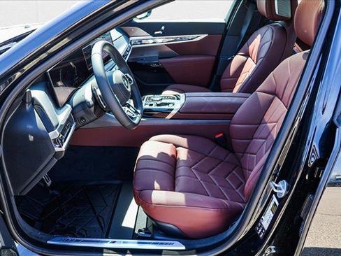 New 2025 BMW 760i xDrive image 12