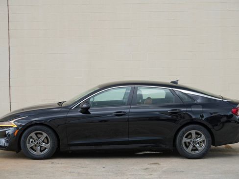 Used 2023 Kia K5 LXS FWD image 44