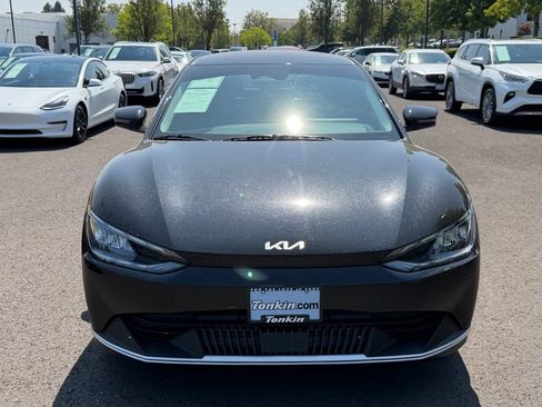 Used 2024 Kia EV6 Light AWD/4WD image 3
