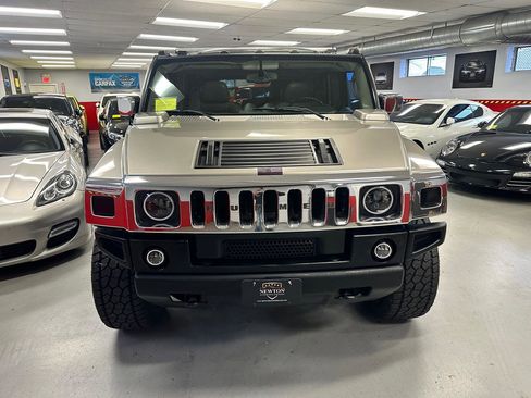 Used 2004 HUMMER H2 Sport Utility w/ Preferred Equipment Group image 2