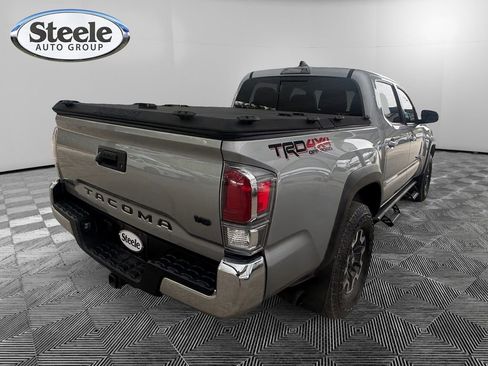 Used 2020 Toyota Tacoma TRD Off-Road image 5