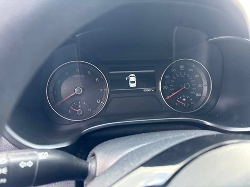Used 2023 Kia Forte LXS FWD image 5