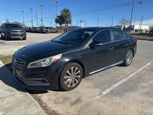 Used 2017 Hyundai Sonata Sport image 1
