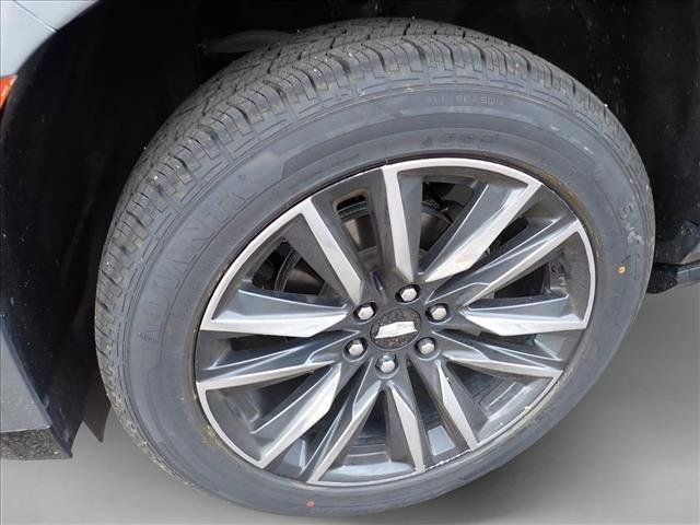 Used 2024 Cadillac Escalade Sport w/ Touring Package AWD/4WD image 7