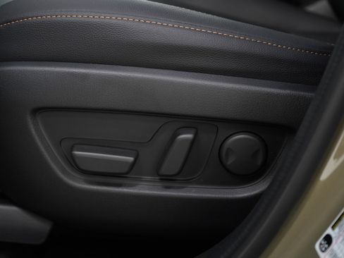 Certified 2025 MAZDA CX-70 Plug-In Hybrid w/ Premium Pkg image 29