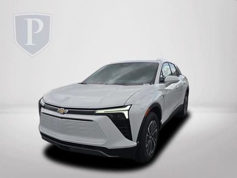 New 2026 Chevrolet Blazer EV LT AWD/4WD image 11
