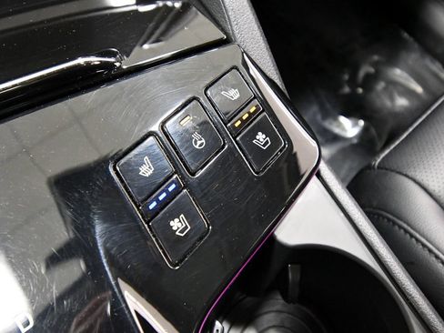 Certified 2025 Kia Sportage SX Prestige AWD/4WD image 29