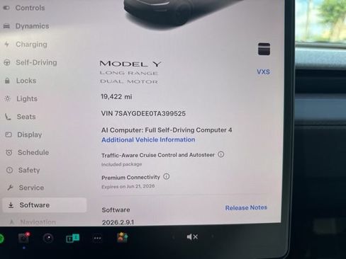 Used 2026 Tesla Model Y Long Range AWD/4WD image 18