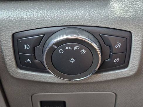 Used 2020 Ford F150 XLT RWD image 30