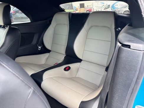 Used 2017 Ford Mustang Premium RWD image 13