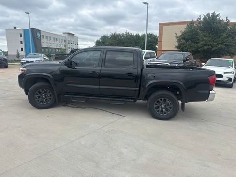 Certified 2023 Toyota Tacoma SR5 RWD image 5