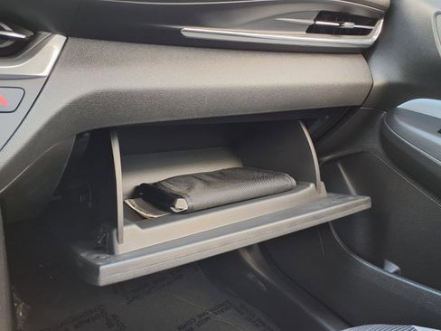 Used 2024 Buick Envista Preferred image 23